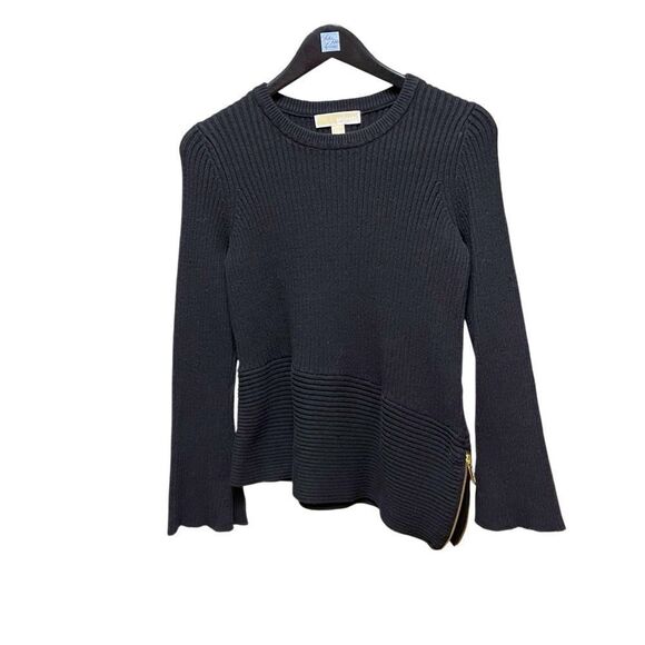 🌟70% OFF🌟Michael Kors Uneven One Side Zip Black Sweater - Picture 1 of 5